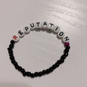 Taylor Swift REPUTATION Friendship Bracelet - Eras Tour Movie Beaded Album Title